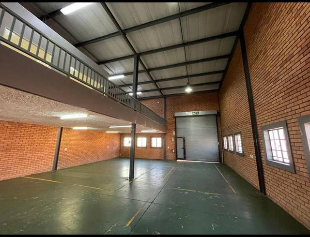 INDUSTRIAL PROPERTY TO RENT IN HENNOPSPARK